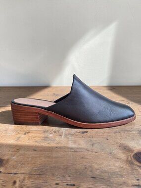 (New) Soludos – The Venetian Leather Mule (Black)